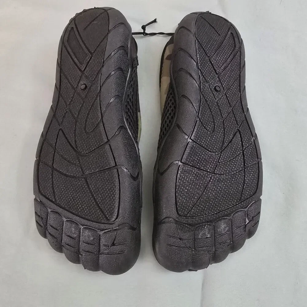 Norty Kids Slip On Camo Green Water Shoes Size 1 New wo Tag Childrens Barefoot